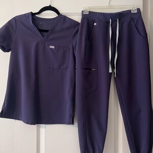 Figs Deep Purple Scrub Set Women’s
